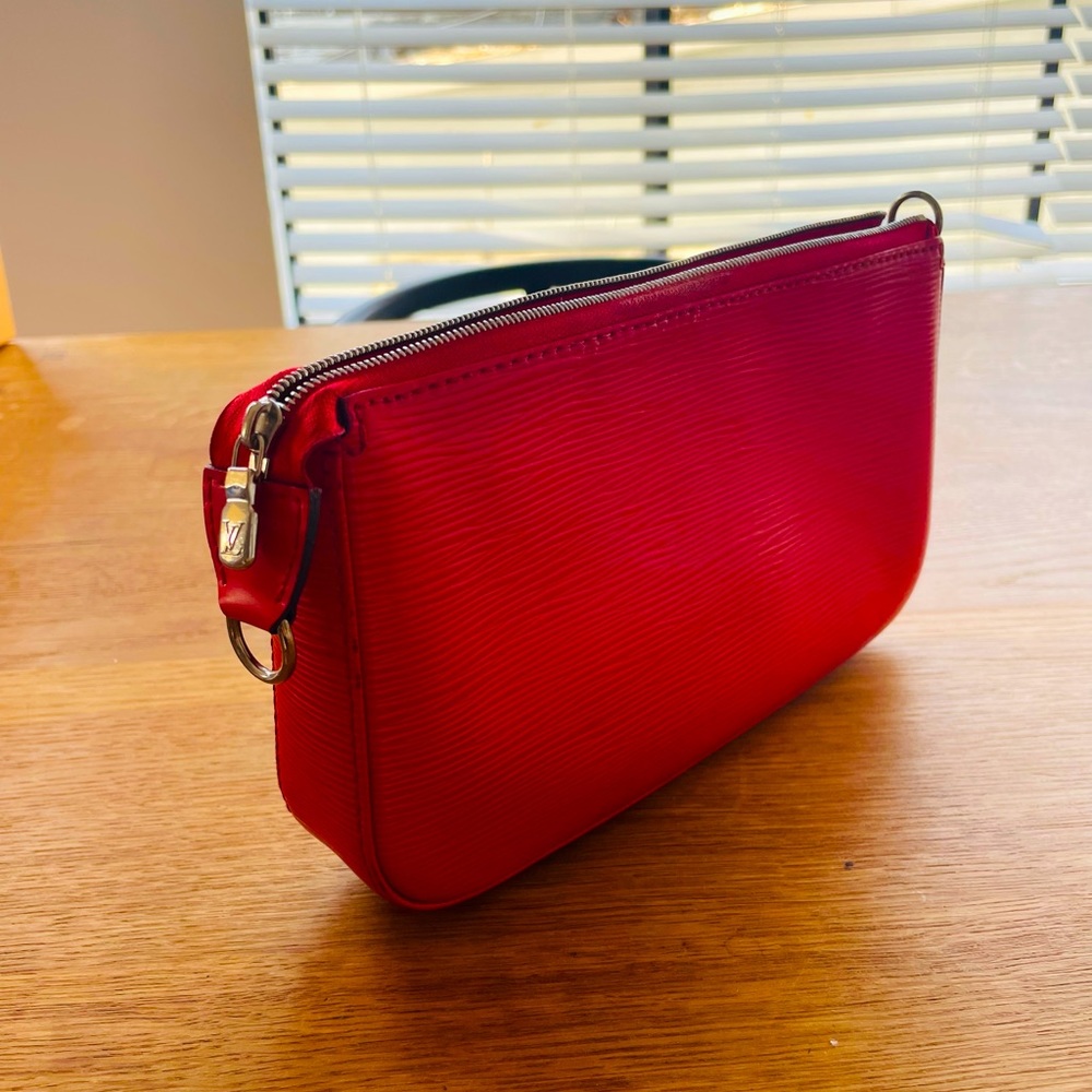 Louis Vuitton small bag